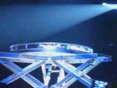 AC/DC bercy 27.02.09 Angus Young solo