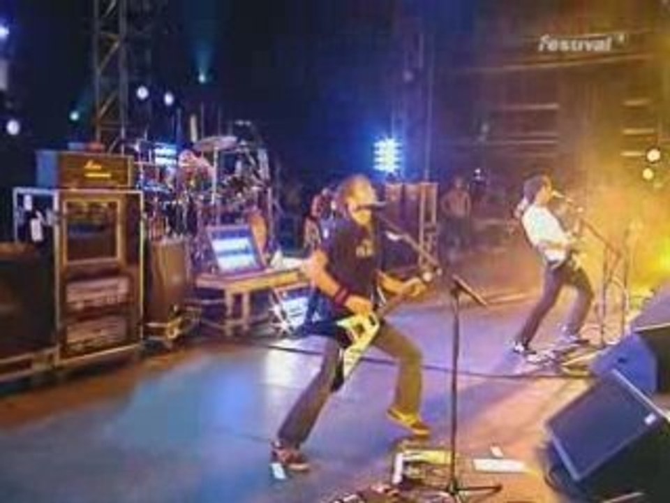 Foo Fighters - Learn To Fly