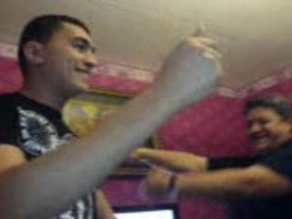 Chérif & Mourad qui dansent