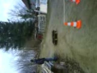 Moi sur le Saut improviser avec la barre 8eme