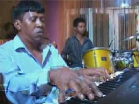 Njakatiana (chante Bessa) - Homena anao