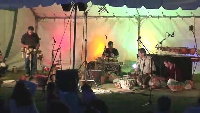Concert musique improvisée avec les percussions Atelier Terre et son