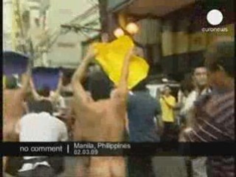 Maifestation d'étudiants nus aux Philipinnes