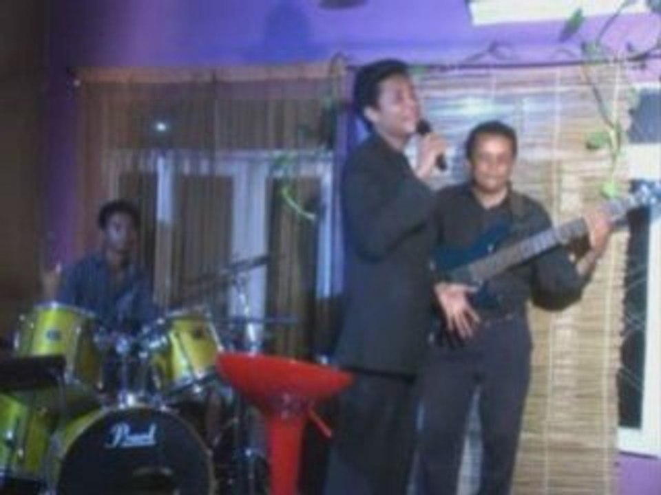 Njakatiana (chante Bessa) - Toaka tapany