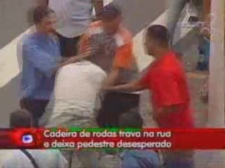 Ciężkie życie aktora ukrytej kamery.