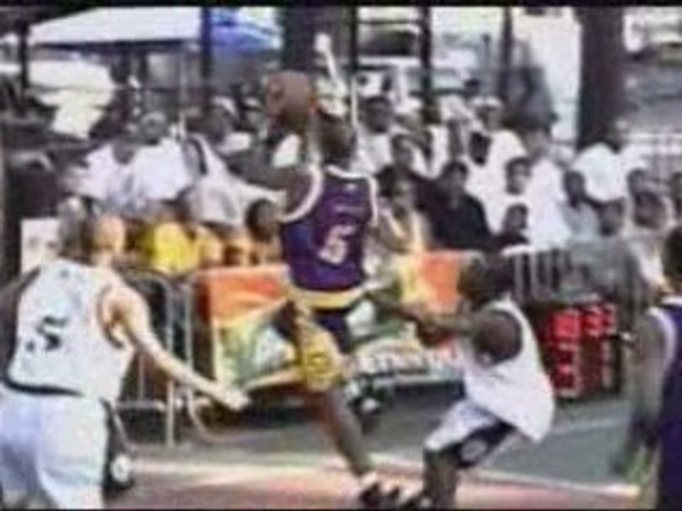 Basketbal street ball best dunks and best moves