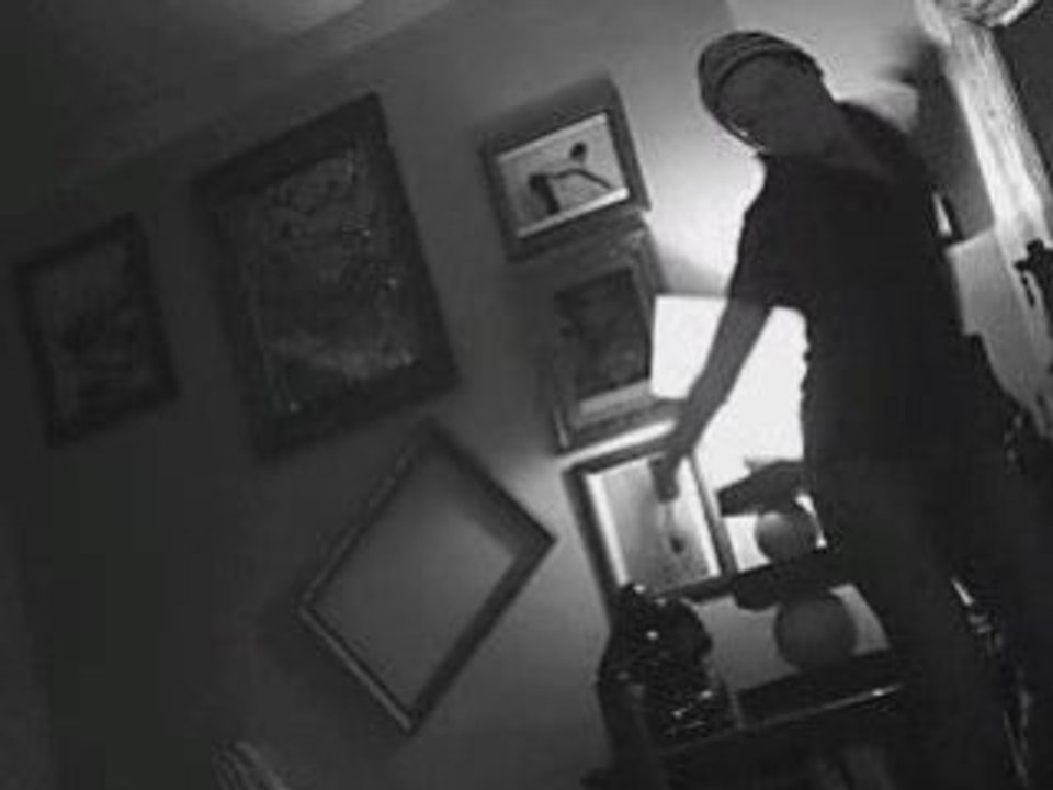 VIDEO TRACK