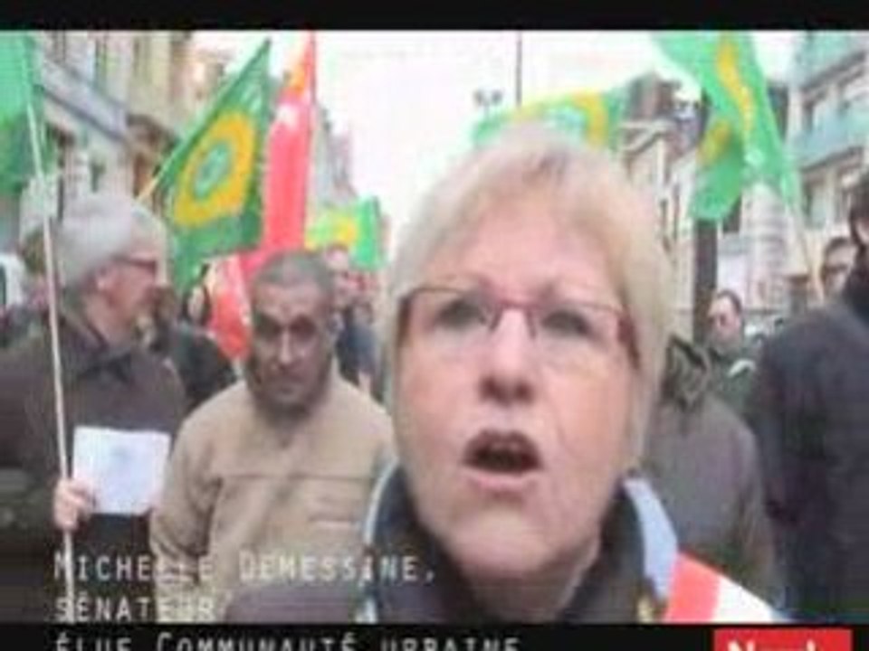 Manif-trois-suisses-la-redoute-3-mars-2009.avi