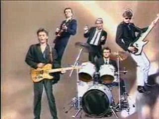 Clip de Bar Tabac "Maybeline"