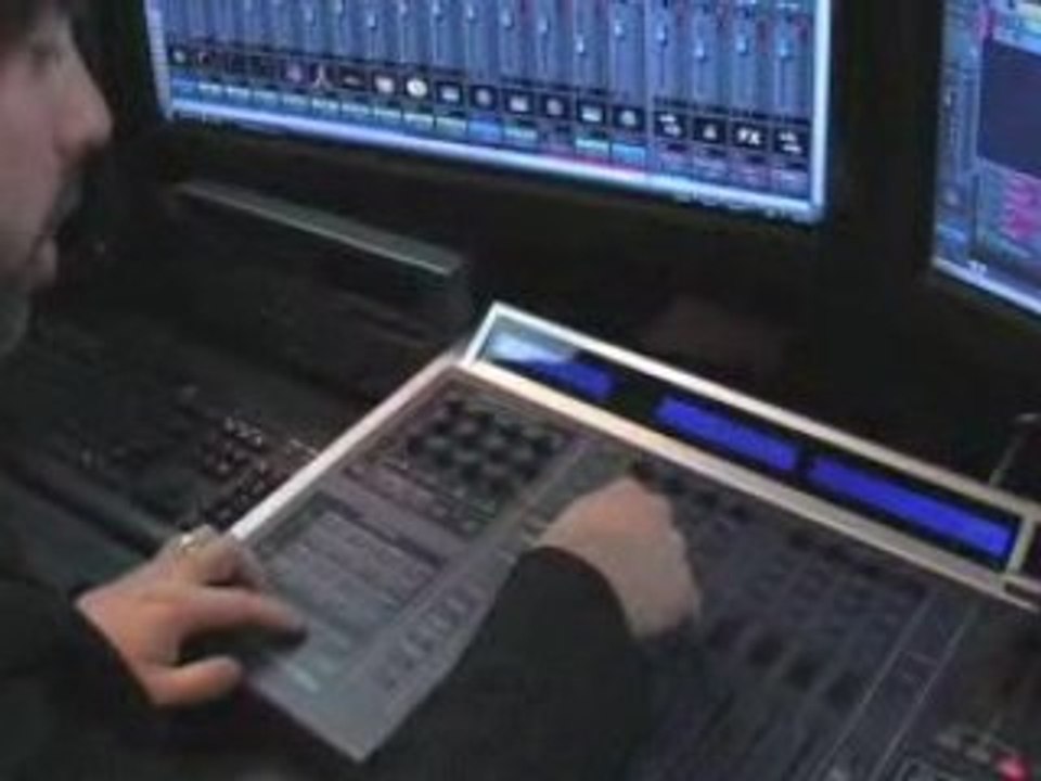 Mixing Innovations with SONAR V-Studio 700