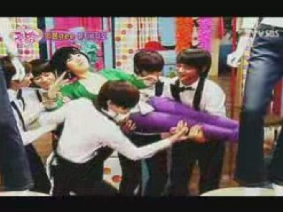 SNSD - GEE - PARODIE with SHINee