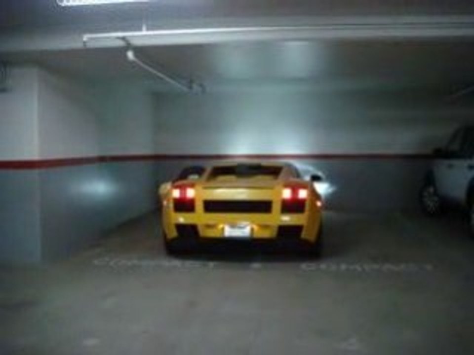 Lamborghini Gallardo petites flammes