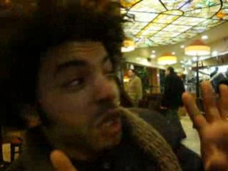 hicham comedien cherche un roles