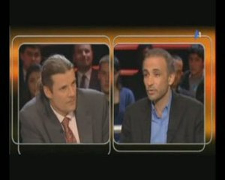 TARIQ RAMADAN VS OSKAR FREYSINGER 1/4