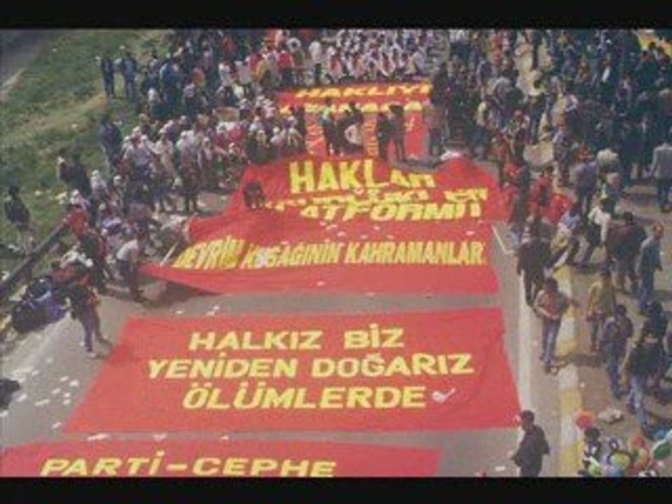 Bir Şiir Okudum Memleketime