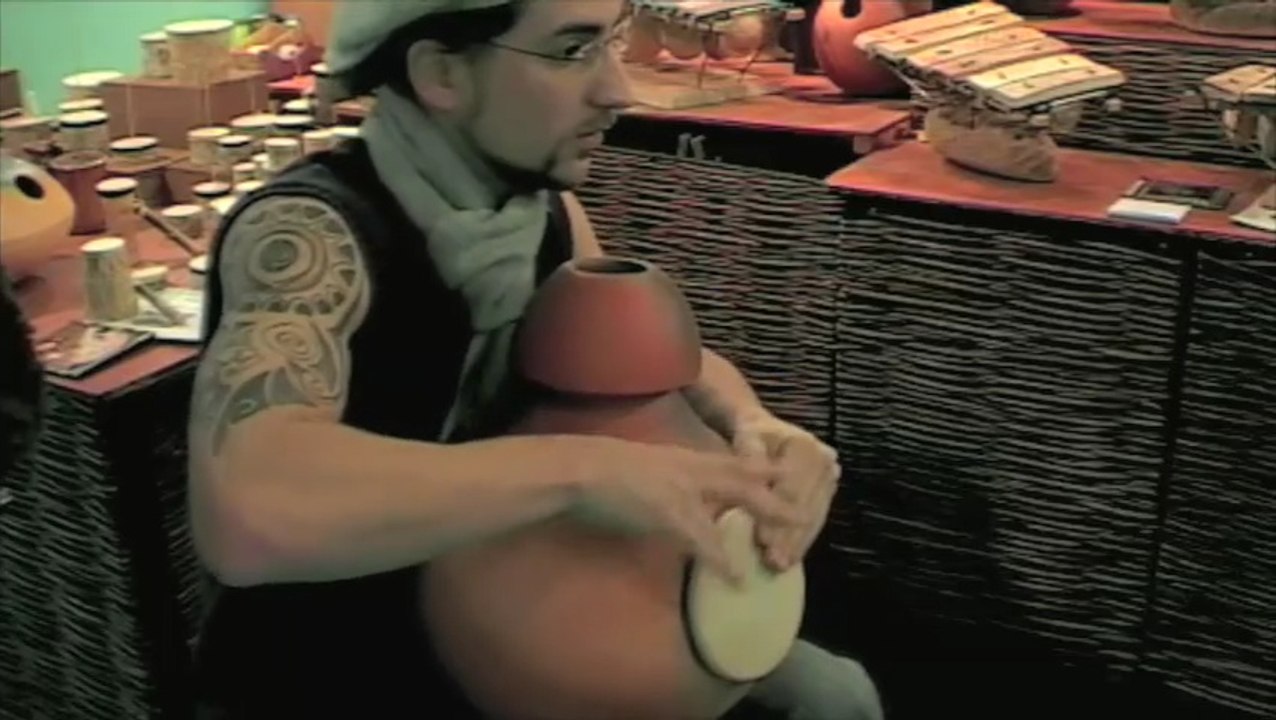 Percussion udu drum 33 et udu drum 33Bata2C Orléans 2009