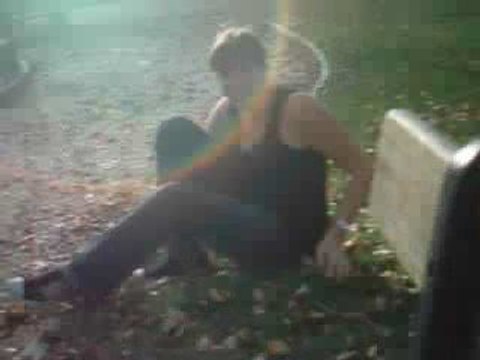 Manue qui se casse la gueule en beauté