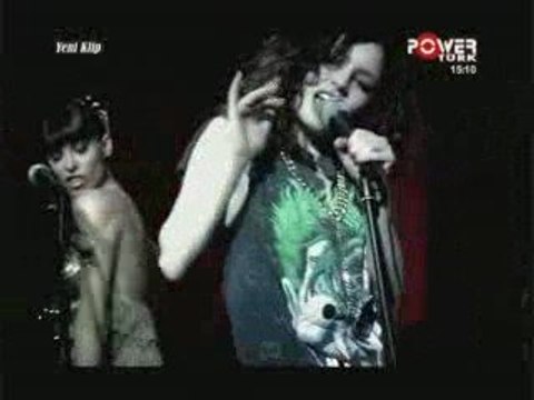 Nil Karaibrahimgil-SEVIYORUM SEVMIYORUM 2009 kaliteli