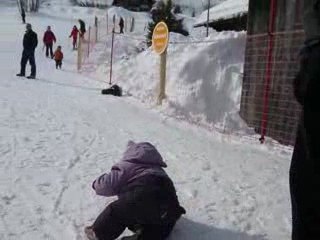 Faustine marche dans la neige