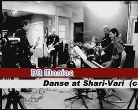 Dance at shari-vari