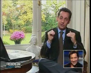 Sarkozy mime Laurent Gerra