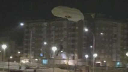 (b-sides) Salto Base nocturno en Ensanche Vallecas