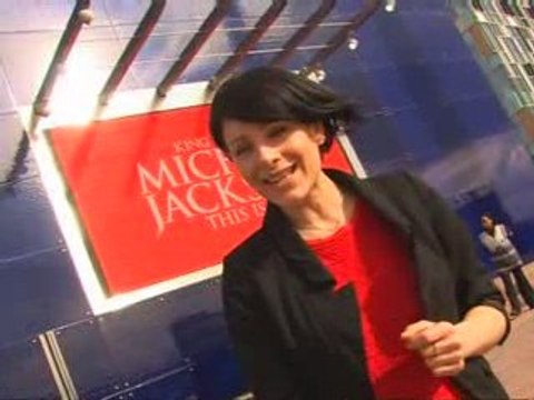 Michael Jackson announces his UK gigs at the O2 this summer