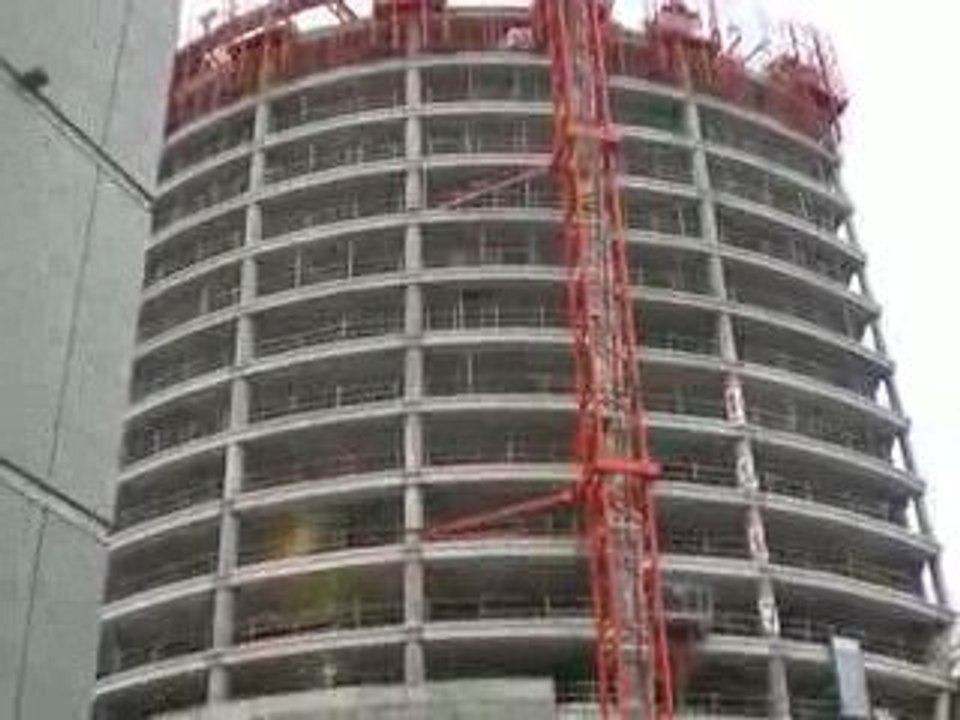 Lyon Part-Dieu: Construction d'un gratte-ciel