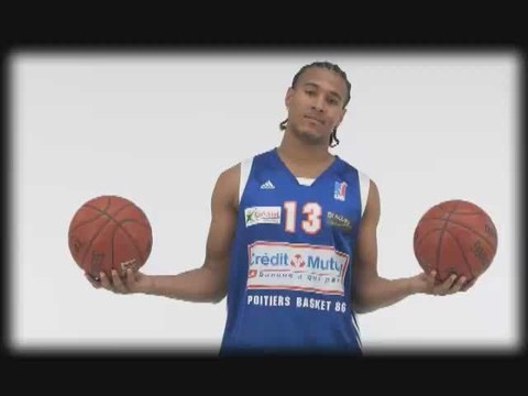 Vis Mon Match, Saison 1 - Épisode 10 Chez le leader, à Paris