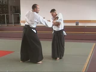 Paul Muller performing Yokomenuchi Kote Gaeshi Omote