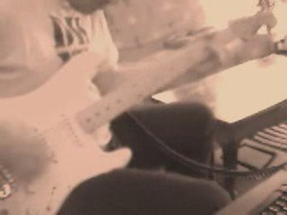 Tie your mother down intro cover (Queen)
