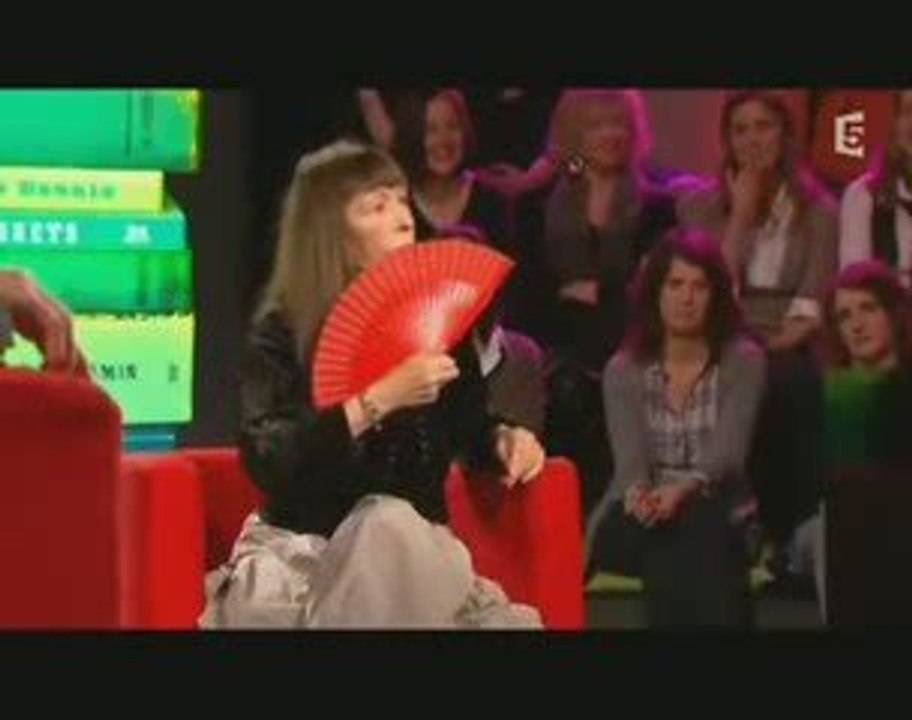 brigitte fontaine est fatiguée d'attendre
