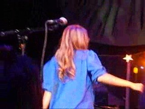 Emma Daumas 05/03/09 Zebre Belleville That's all fun