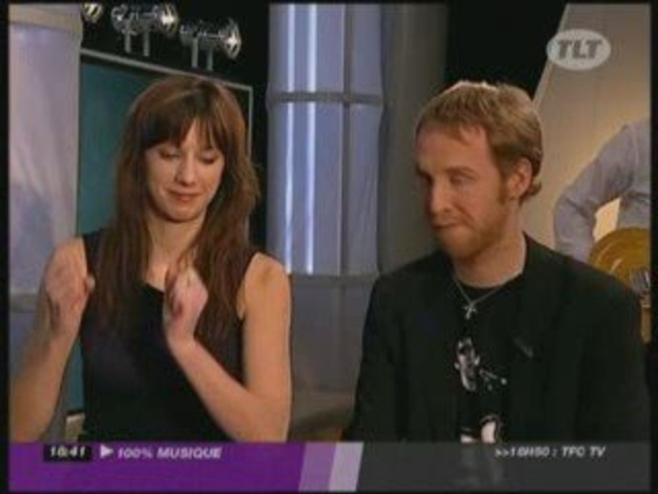 A Loulia dans l'émission TV 100% Musique sur TLT - Partie 2