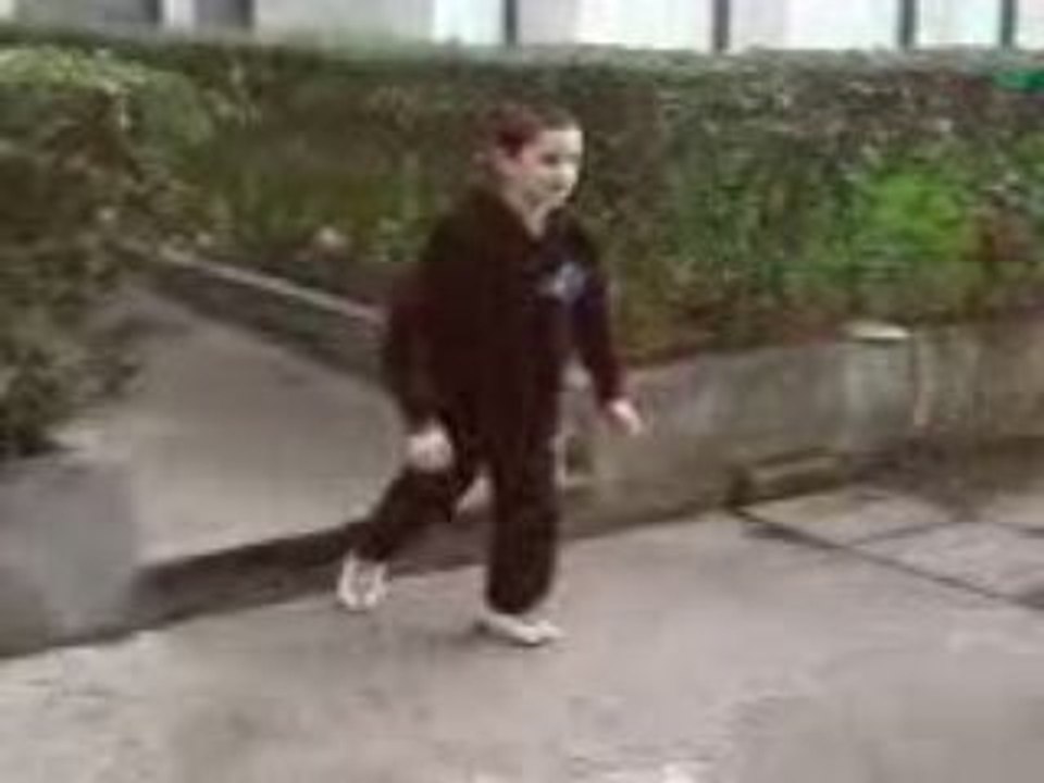 Moi saut de chat avan arriere