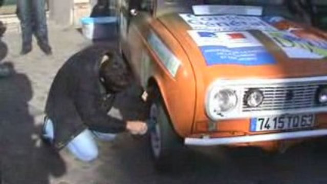 Village départ 4L Trophy Dijon 14 Février 2009