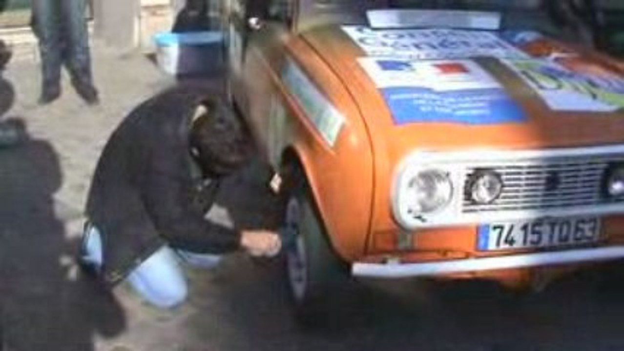 Village départ 4L Trophy Dijon 14 Février 2009