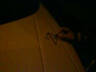 Geco tague une voiture