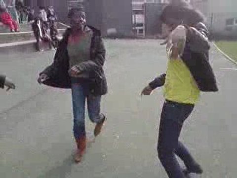 Keri Hilson . Barberiie Saliiyaàh Sayt0u Shiinatou