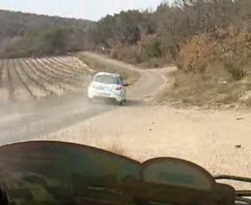 sortie de route rallye de vaison la romaine 2009