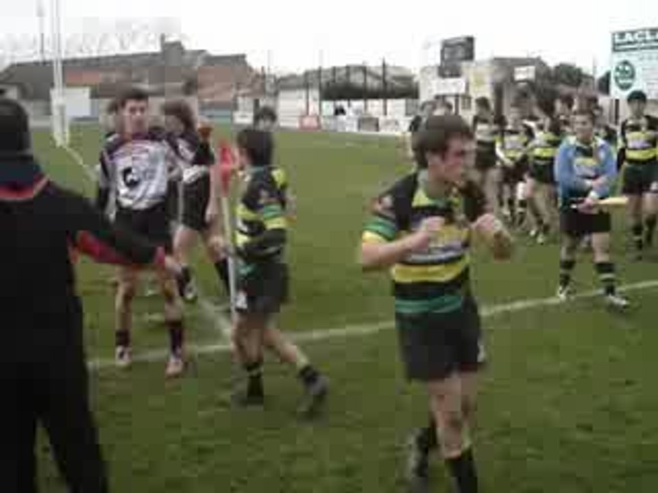 Bagarre ( Juniors,Gaillac - grenade)