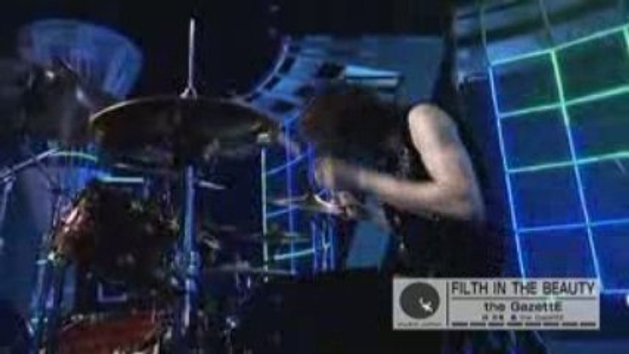 The GazettE - Hyena + Filth in the Beauty