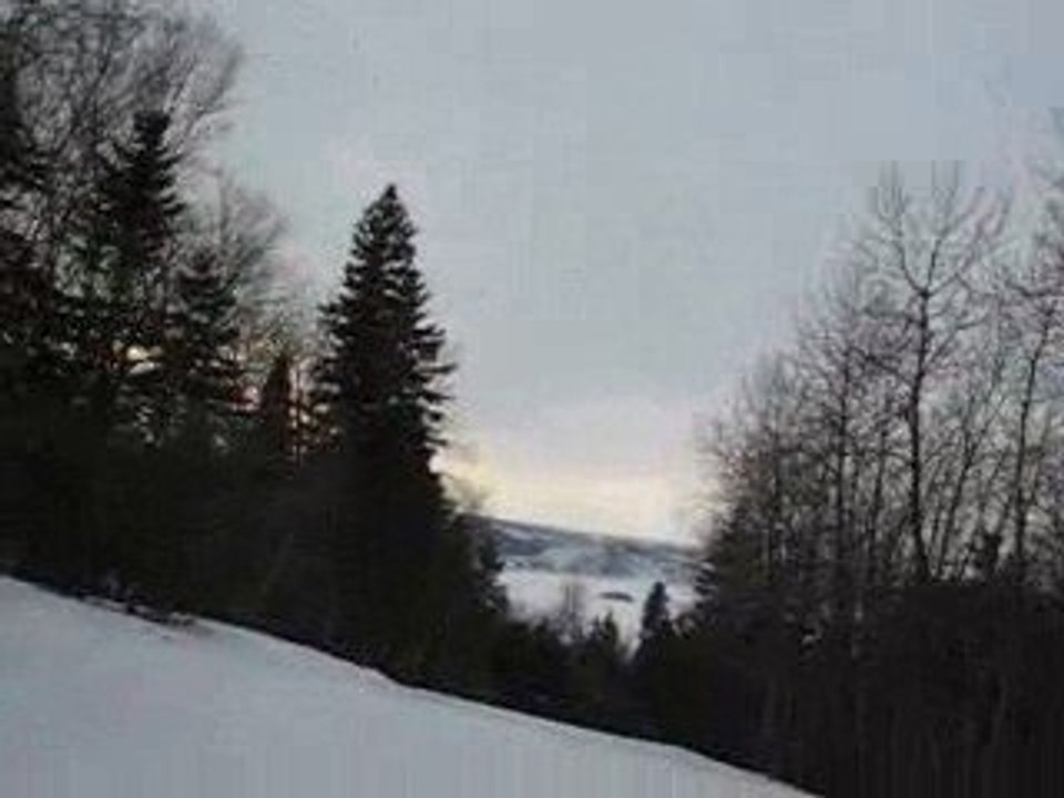 Camille descente ski