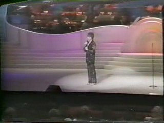 Liza Minnelli - A New Life (Songwriter's Hall Of Fame '89)