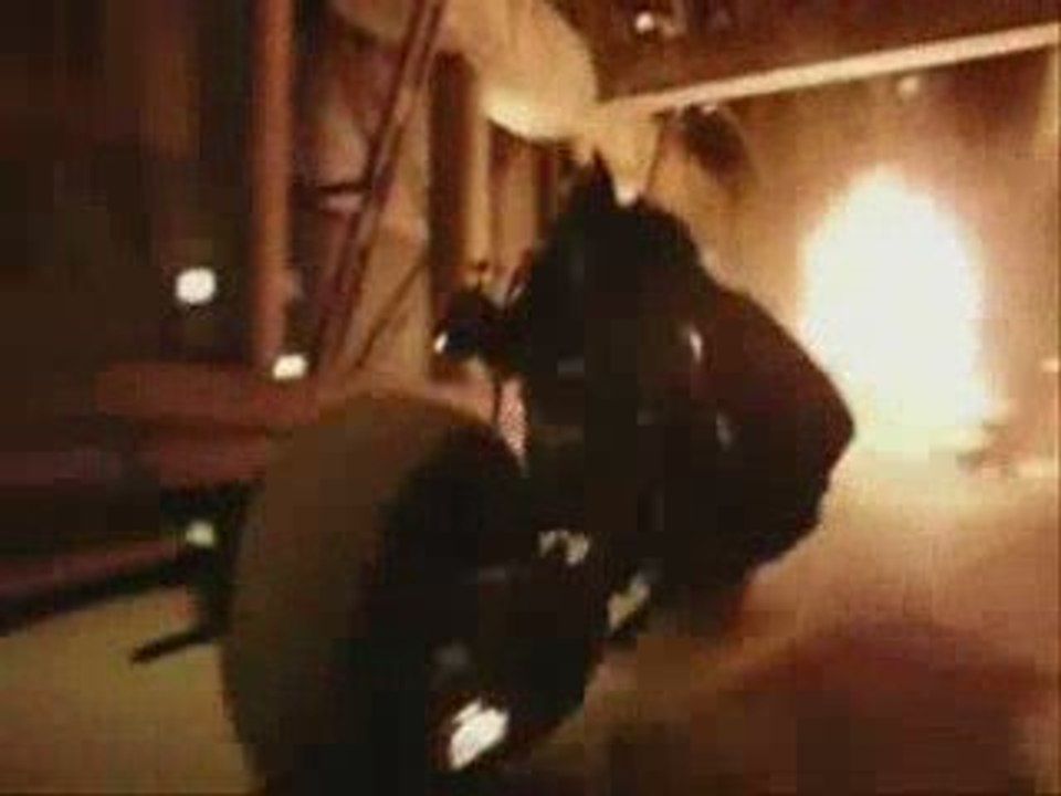 The Dark Knight - Awesome Chase Scene - The Joker vs. Batman