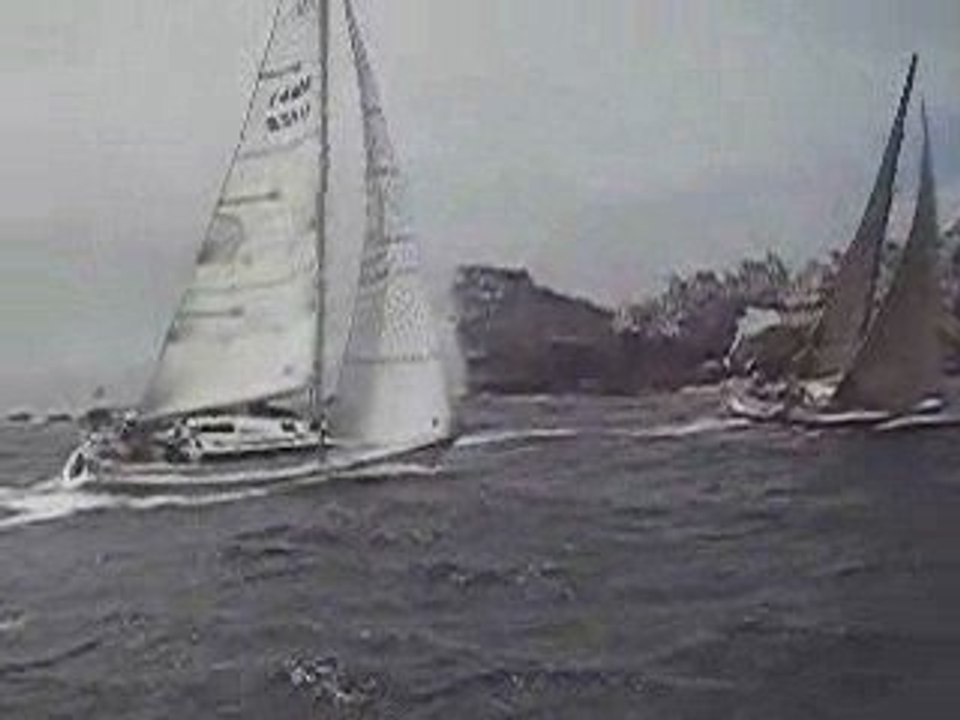 Tduf08 Soleil au travers vers Camaret