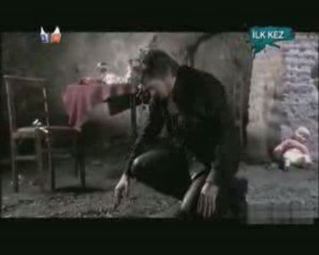 Orhan Ölmez - Iki Elin Kanda Olsa Da Gel (2009) by Aluxton