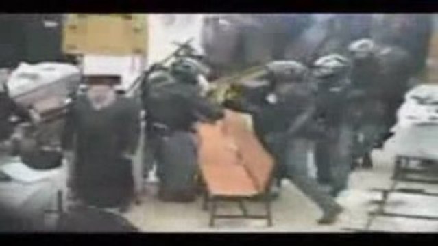 Les SIONISTES attaquent meme leurs SYNAGOGUES