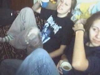 andreea si adelina la o cafea