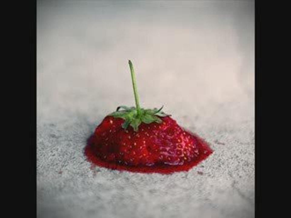 maxime dangles strawberry